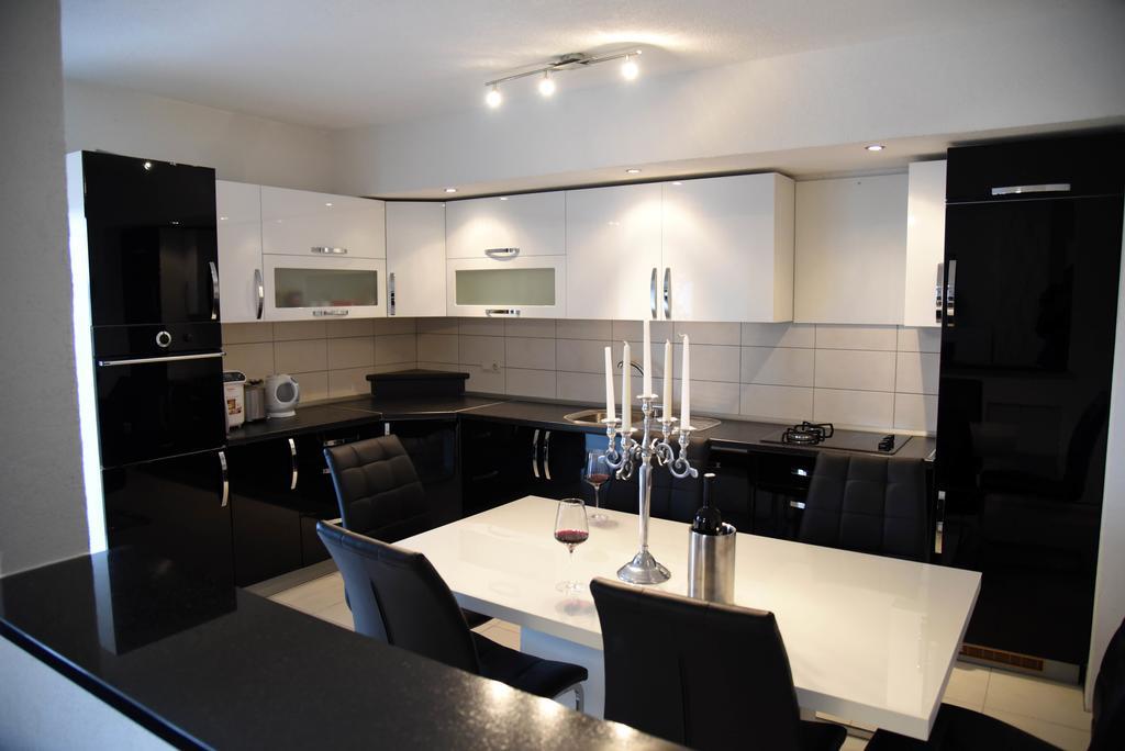 Apartment Mario Livno Exteriör bild
